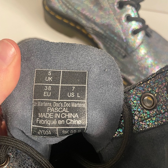 Oil slick multi sparkle Dr Marten Pascal size 7 very good used condition - Picture 3 of 5